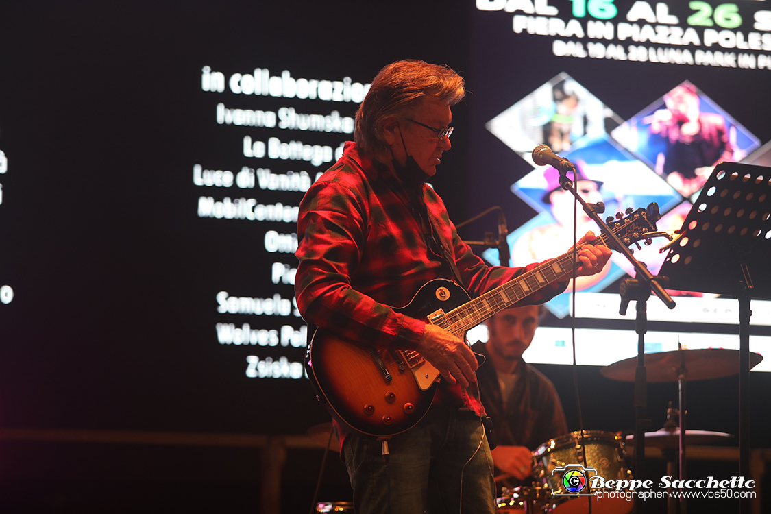 VBS_0112 - Concerto di Bobby Solo - Festa di San Matteo - Checksound_32.jpg
